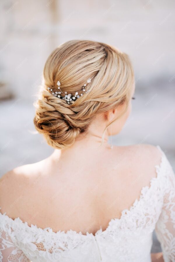 BRIDAL HAIR STYLING